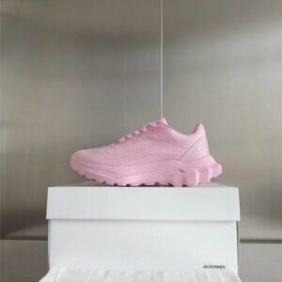 Alo Yoga Runner Pink Athletic Shoes - Picture 3 of 6